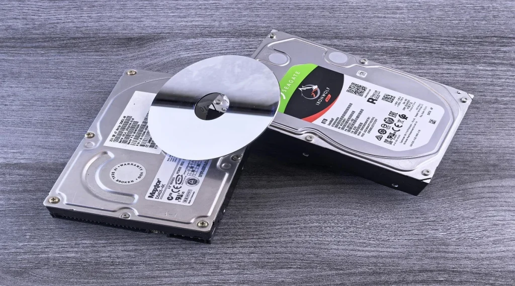 data backup tips scheduling regular backups reminder
