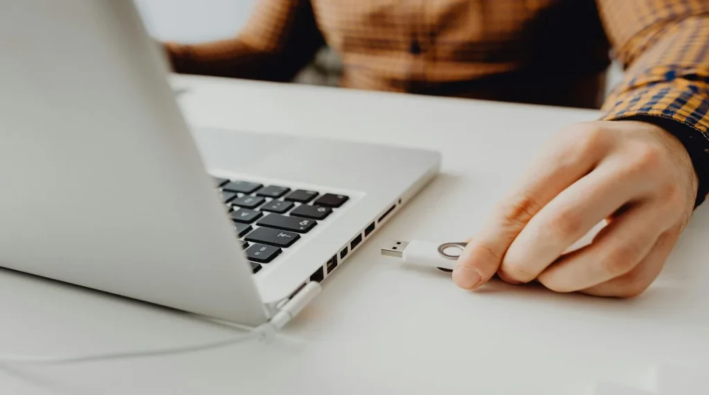 data backup tips using usb drive for file backup