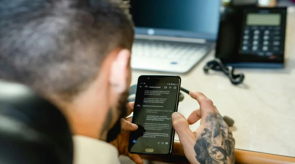 cybersecurity tips avoid phishing emails on phone