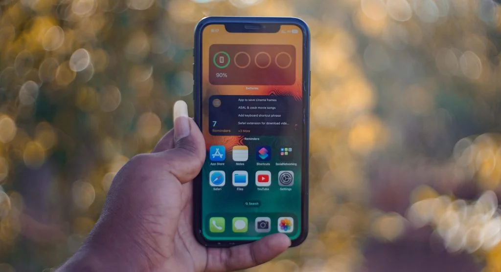 Battery saver mode for longer phone usage