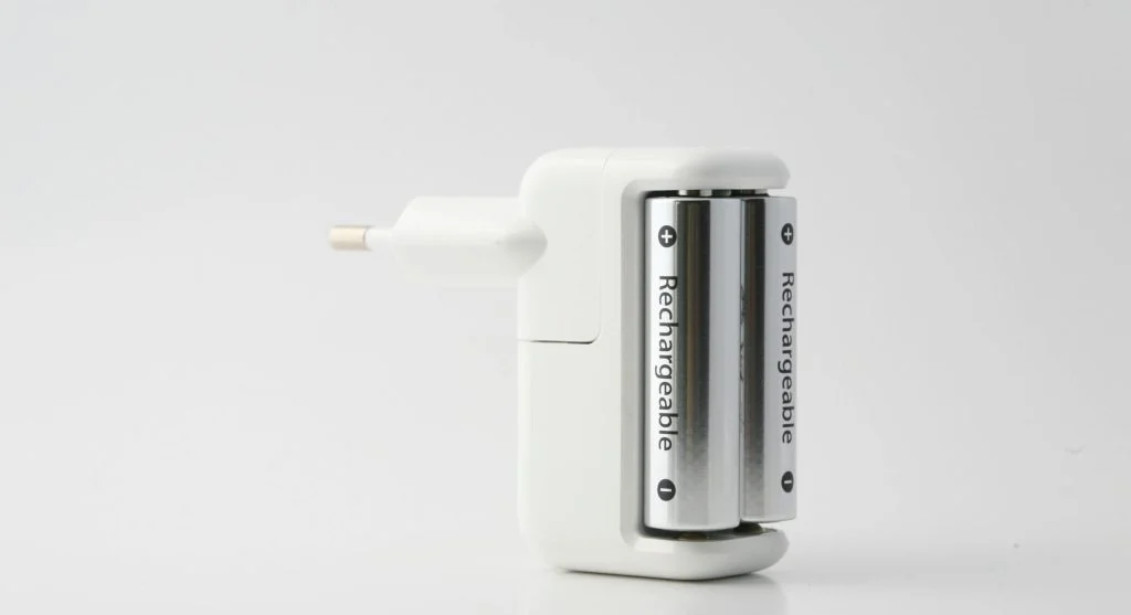 Power bank protection from extreme temperatures