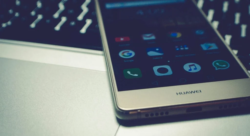 Enable data saver mode on mobile device