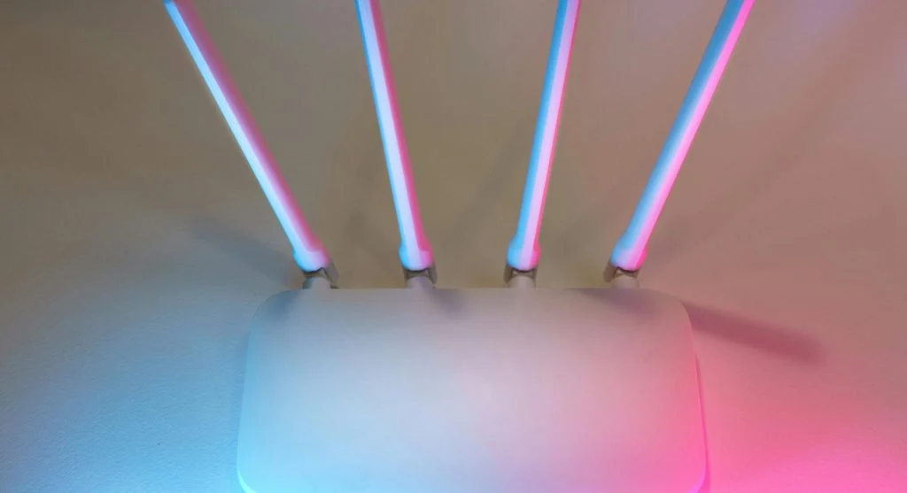 Secure home network router with strong password and encryption