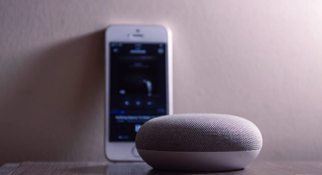 Dust buildup in smartphone ports and speakers