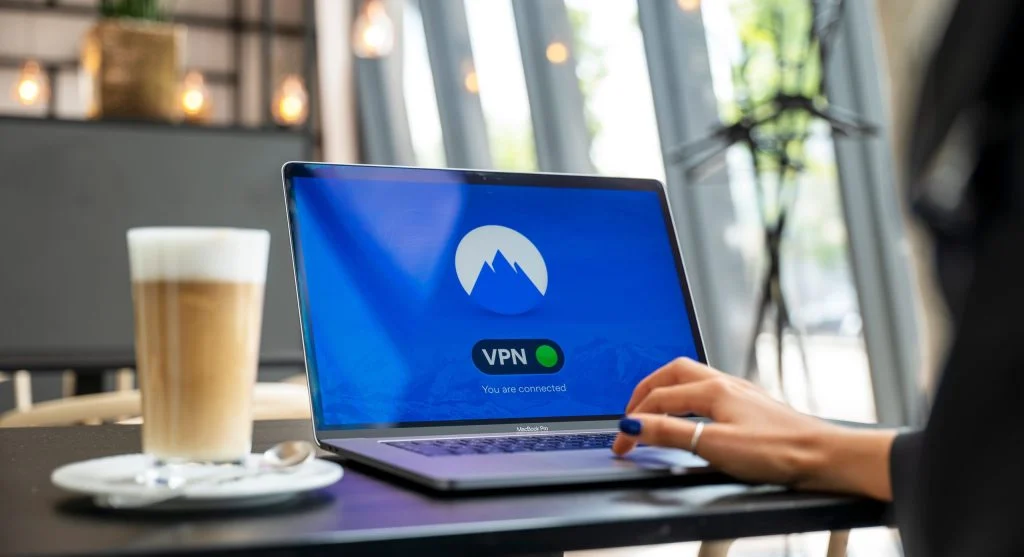 Secure browsing reducing public Wi-Fi risks