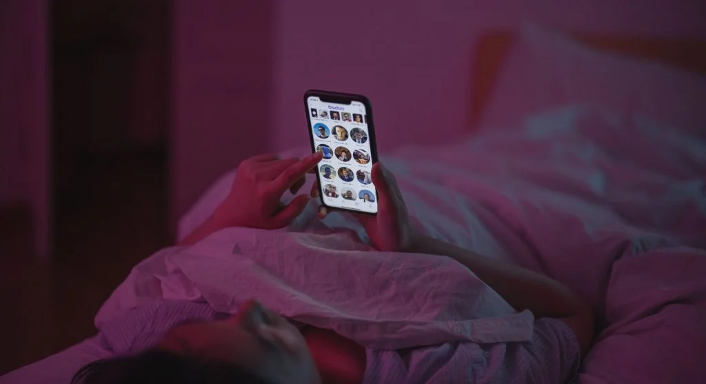 Excessive smartphone scrolling habit