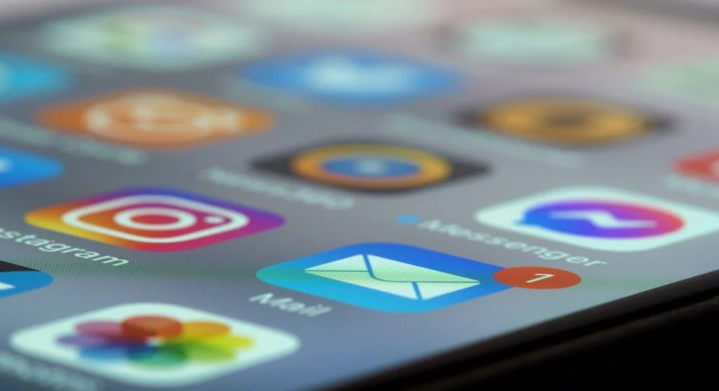 Many unused apps on phone cluttering storage